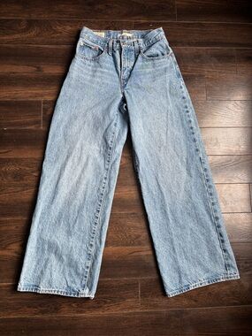 Levi Strauss & Co. XL Straight wide leg denim jeans size 25 light wash Levi’s